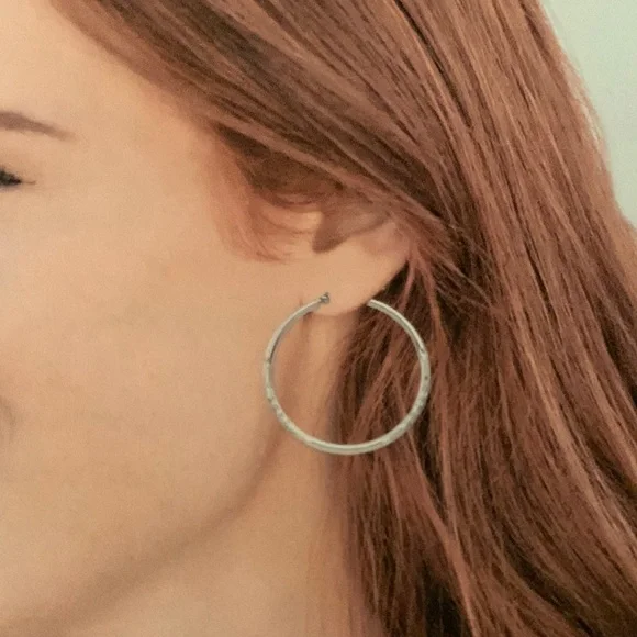 14K WHITE GOLD (HOOP) EARRINGS, SIZE 1.57” L x 1.57” W - Picture 2 of 5